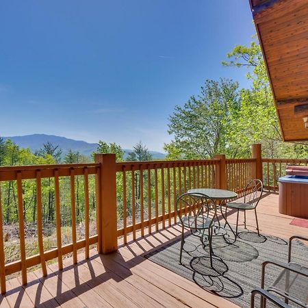 Smoky Mountain Vacation Rental Cabin With Hot Tub! Gatlinburg Buitenkant foto